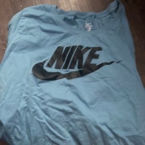 NIKE top